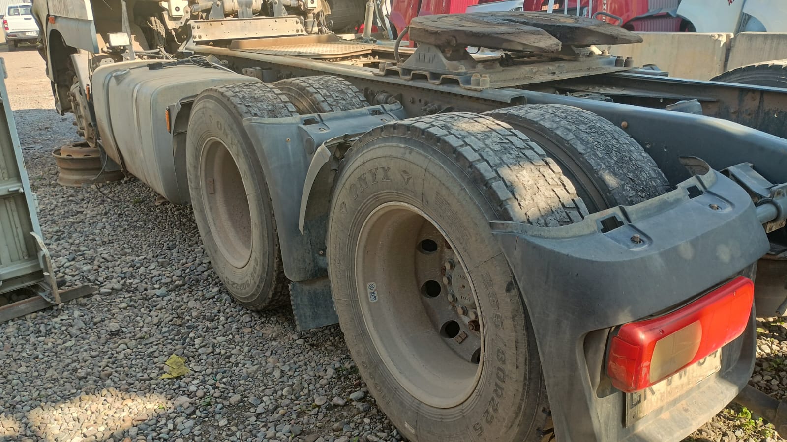 CARROCERíA PARA CAMIóN DAF XF105FTT.460 2014  USADA  EN DESARME